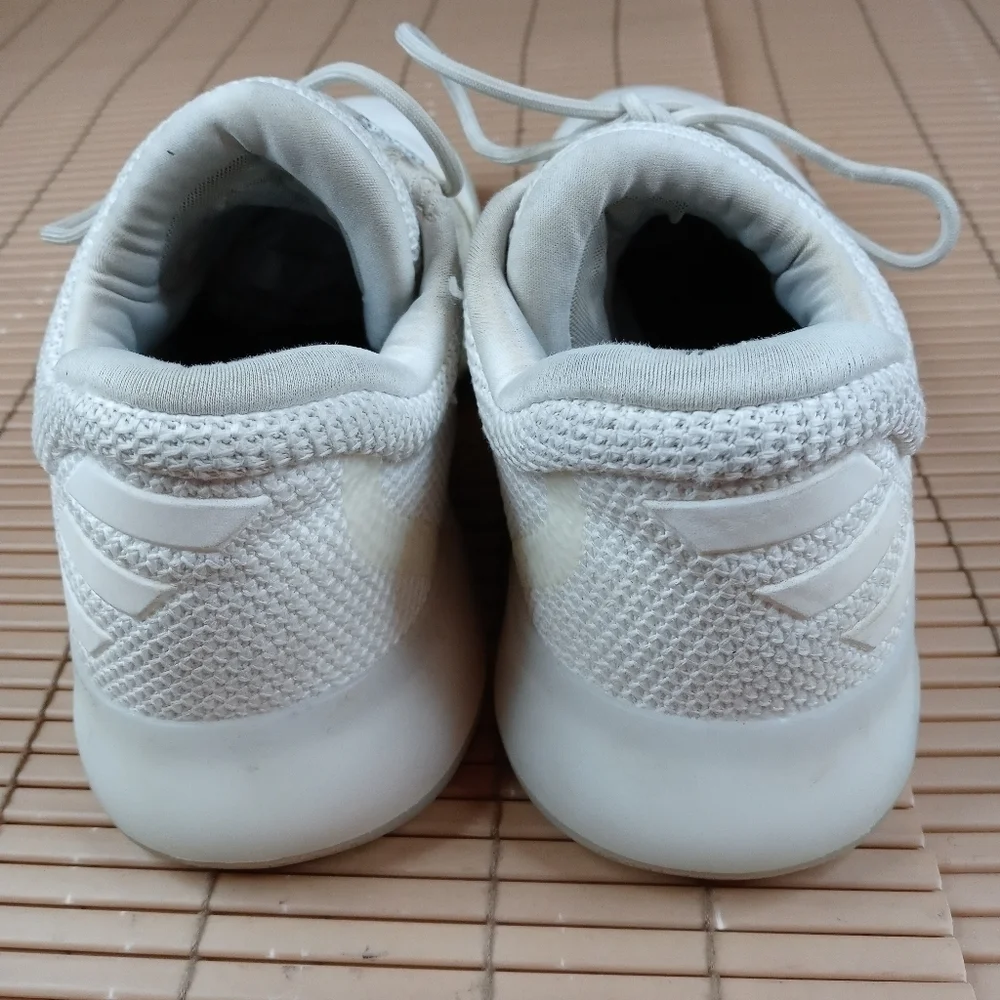 Adidas James Harden Vol. 1 Rockets Yacht Party. Men's. White. Size 8. Women's sz